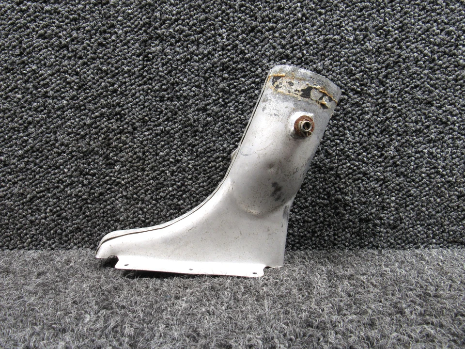 0713952-1 Cessna 182H Defroster Nozzle Assembly - Image 3