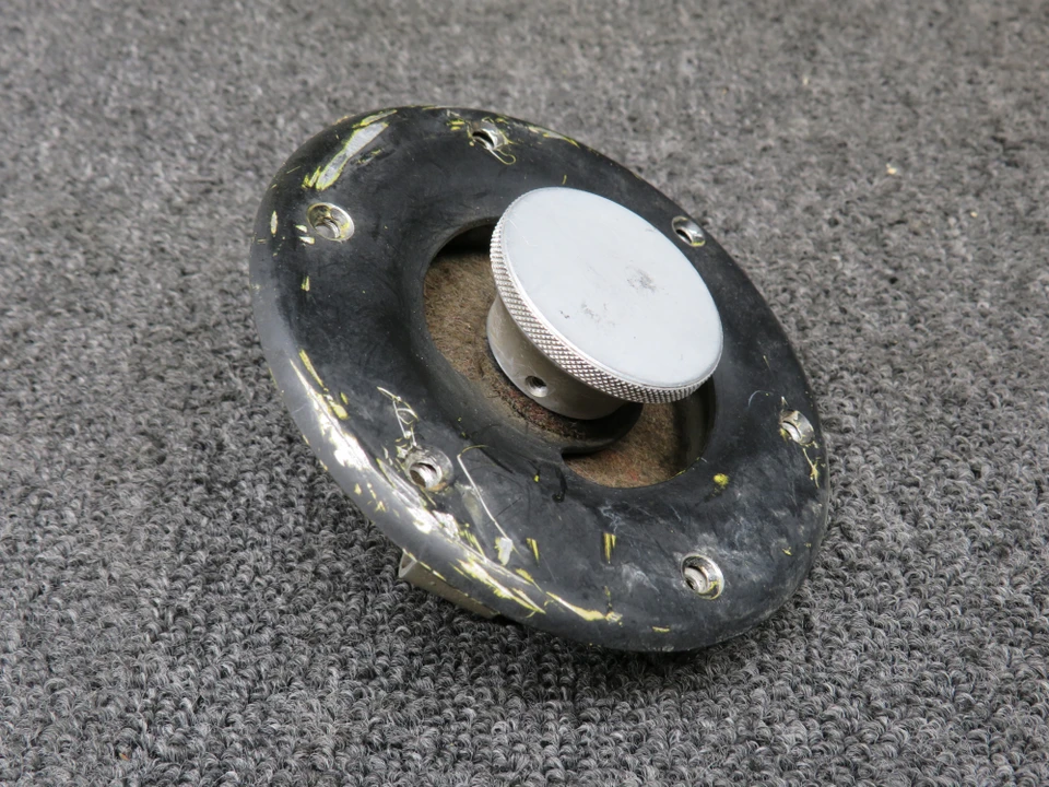 35-550062 Beechcraft F33A Copilot Cold Air Valve - Image 10
